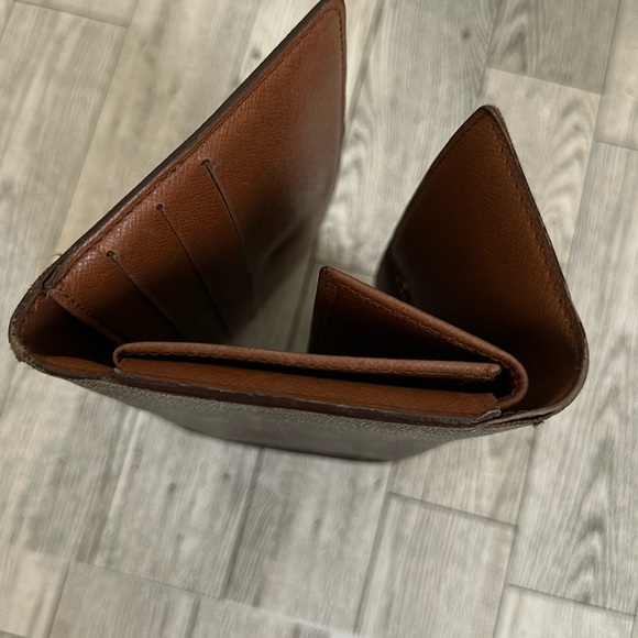 Louis Vuitton Monogram Authentic - Picture 9 of 16